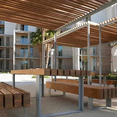 Kora Olea Lejlighedshotel